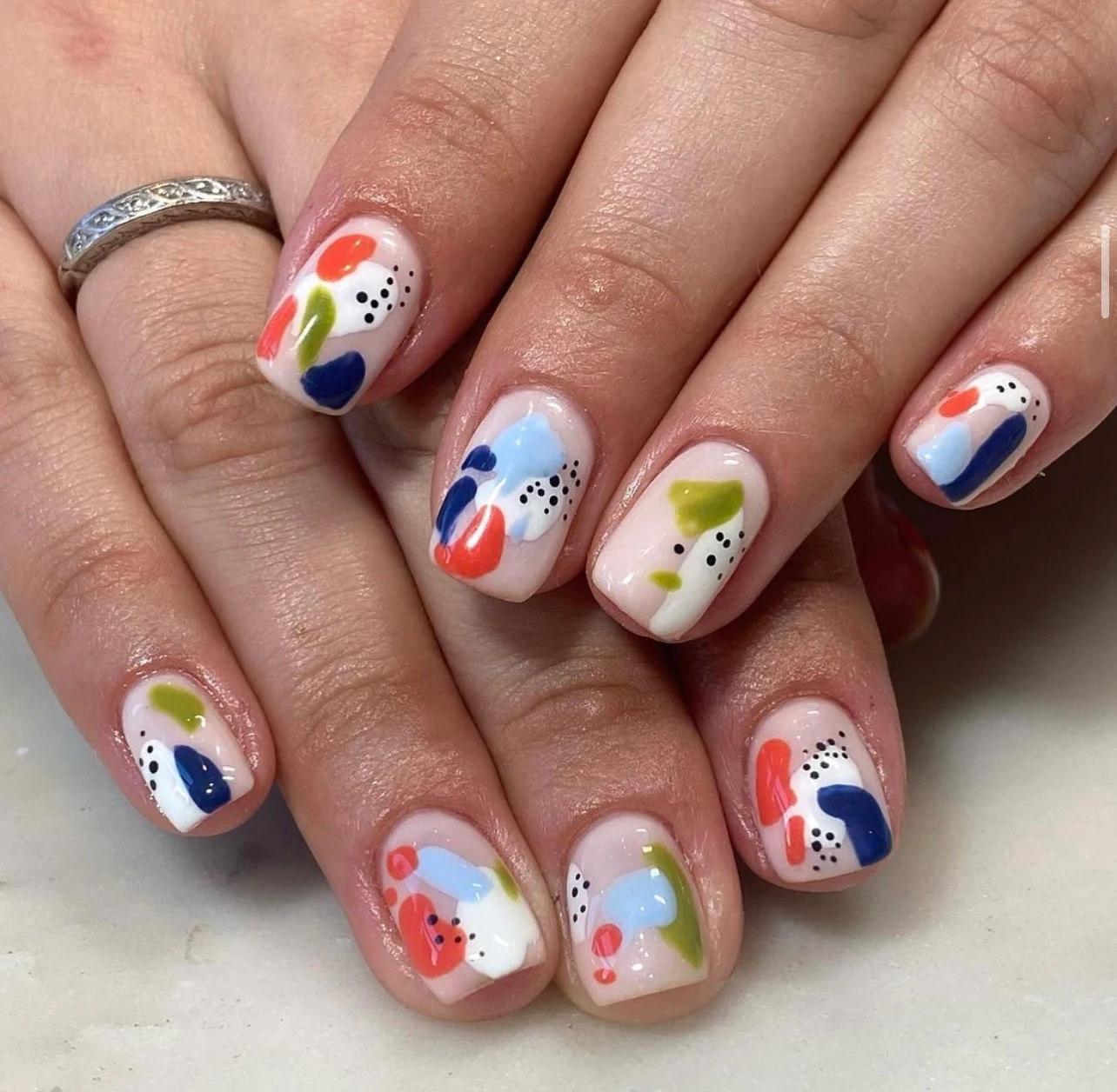 Lily and Lime Beauty Bar