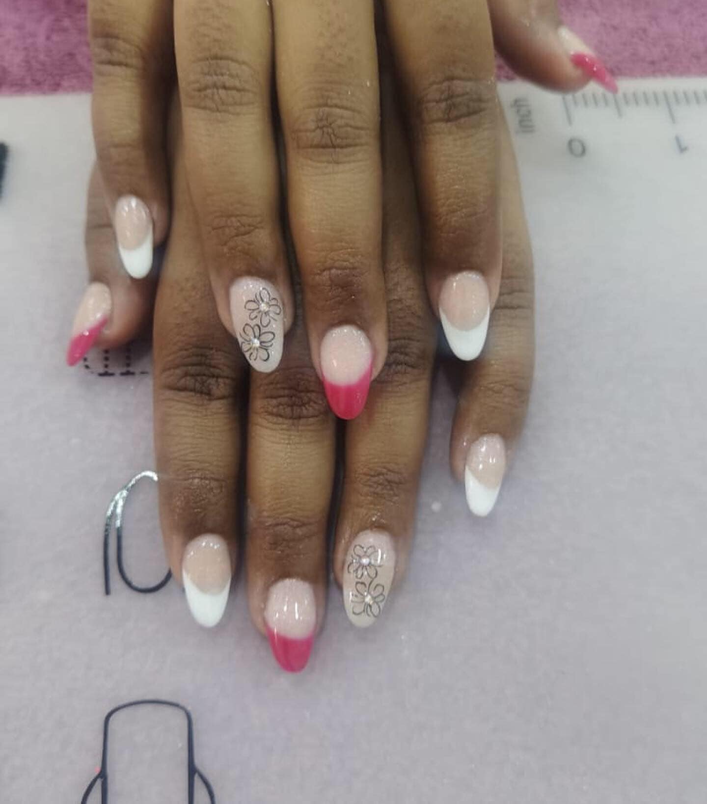 Hair-Nail & Beauty Studio 