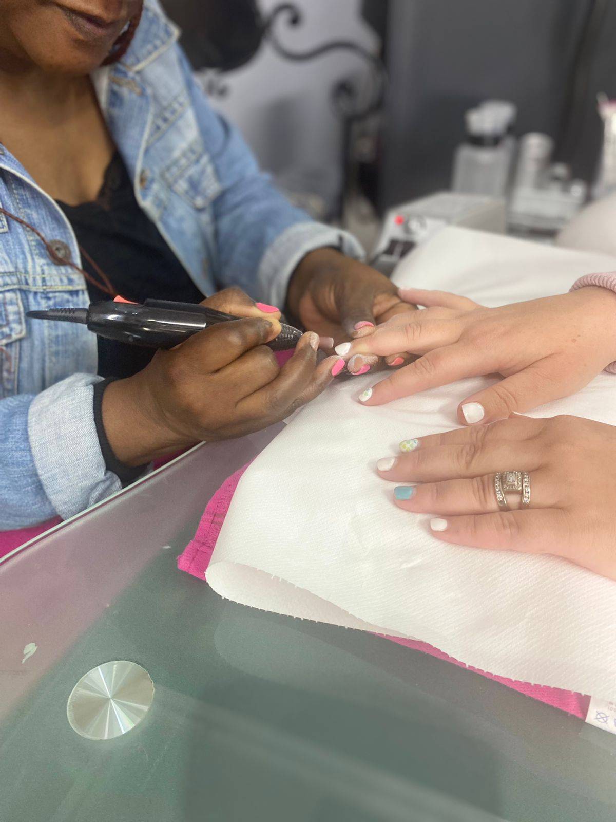 Dis’se Moet Hair Salon