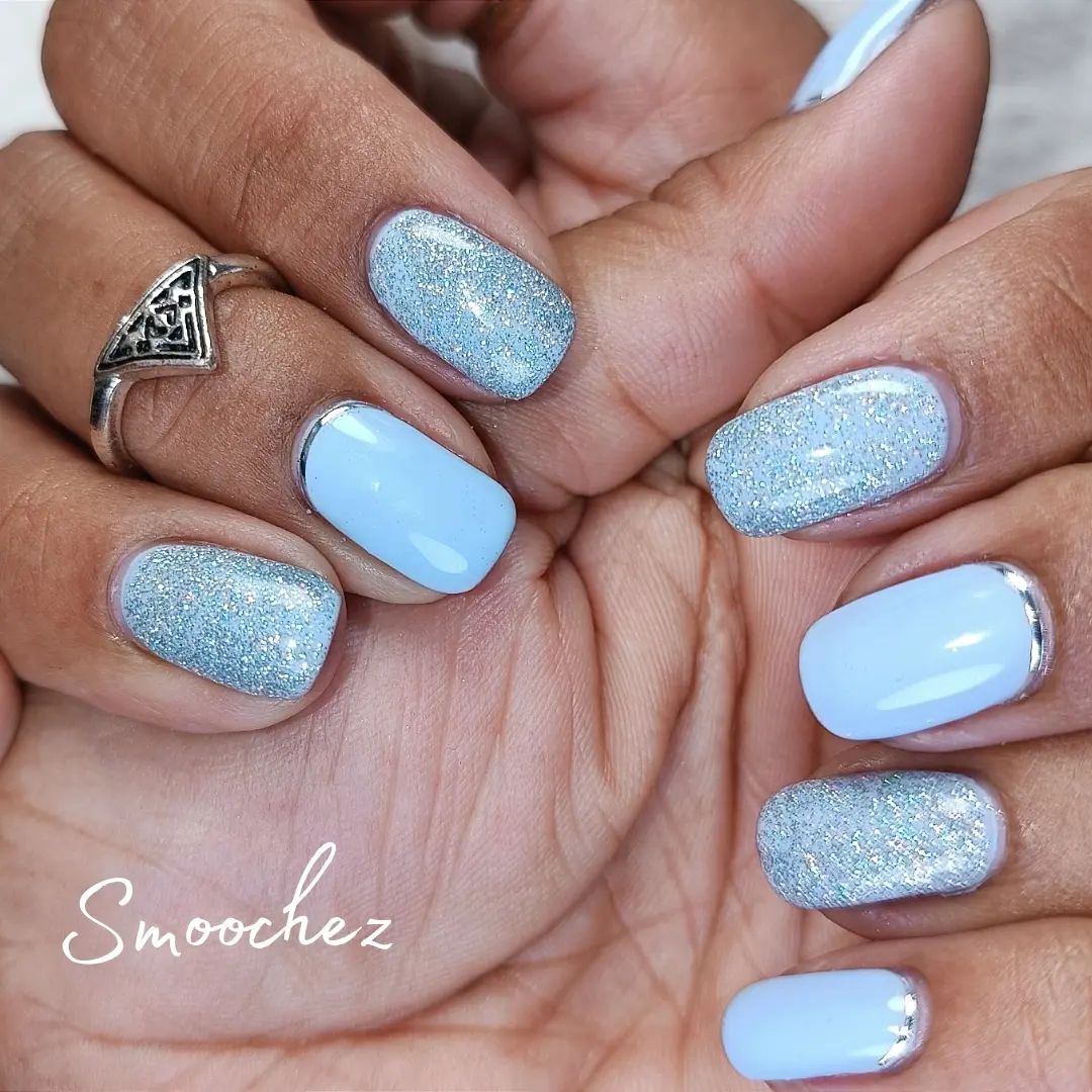 Smoochez Nails