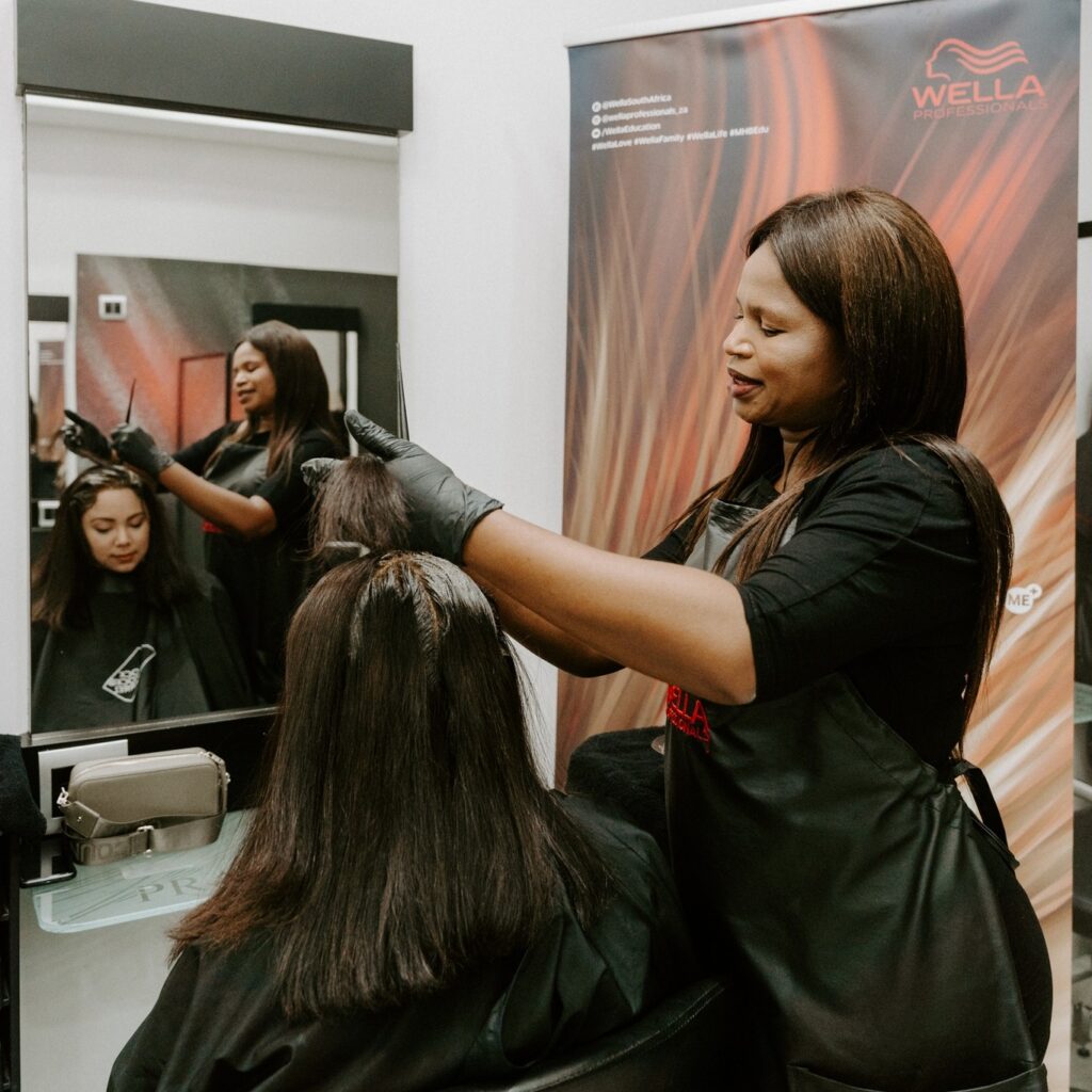 Pravina's Hair Salon Gateway