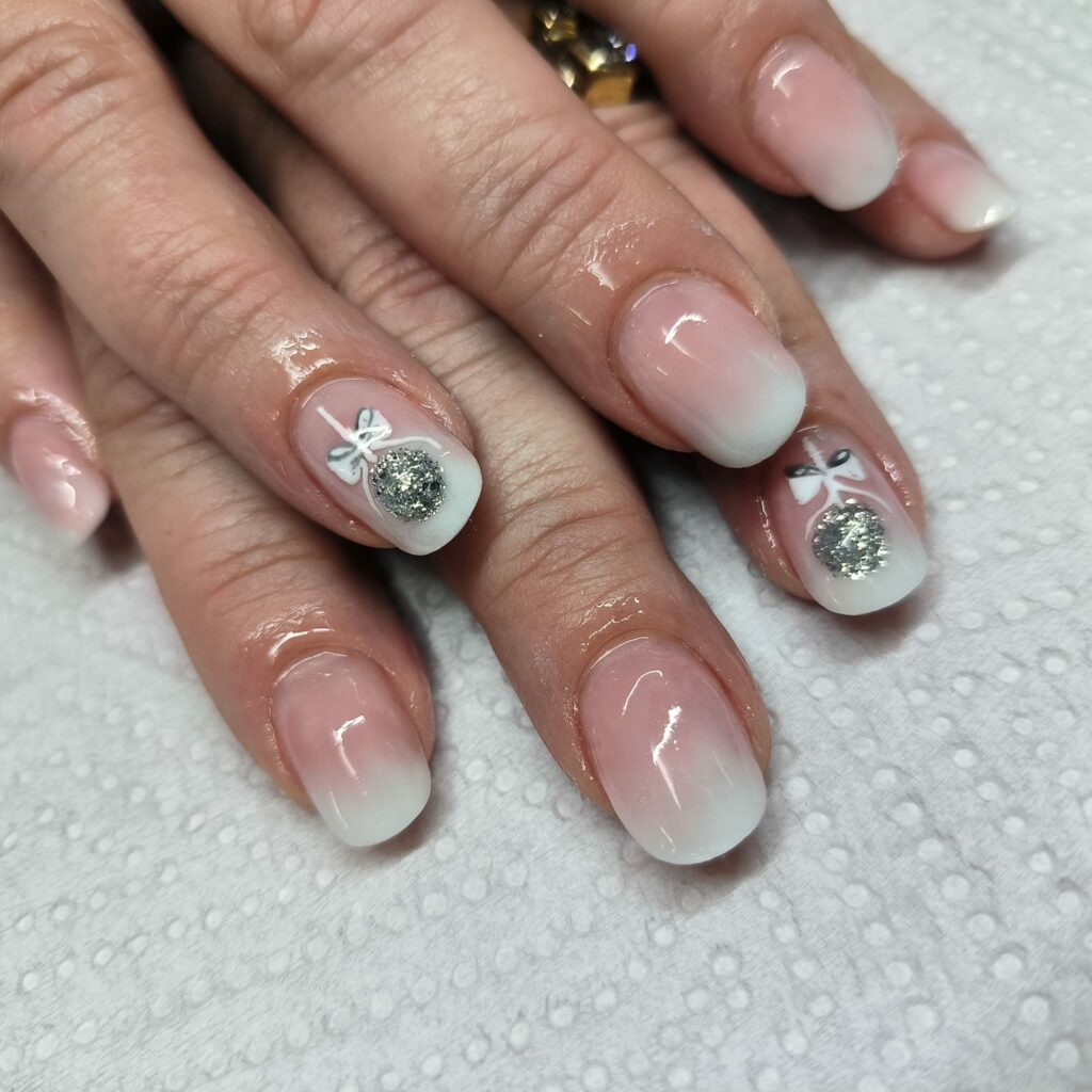 Elaine’s Nails and Crafts