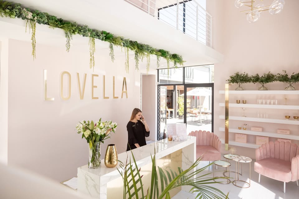 Lovella Lash & Brow Artistry